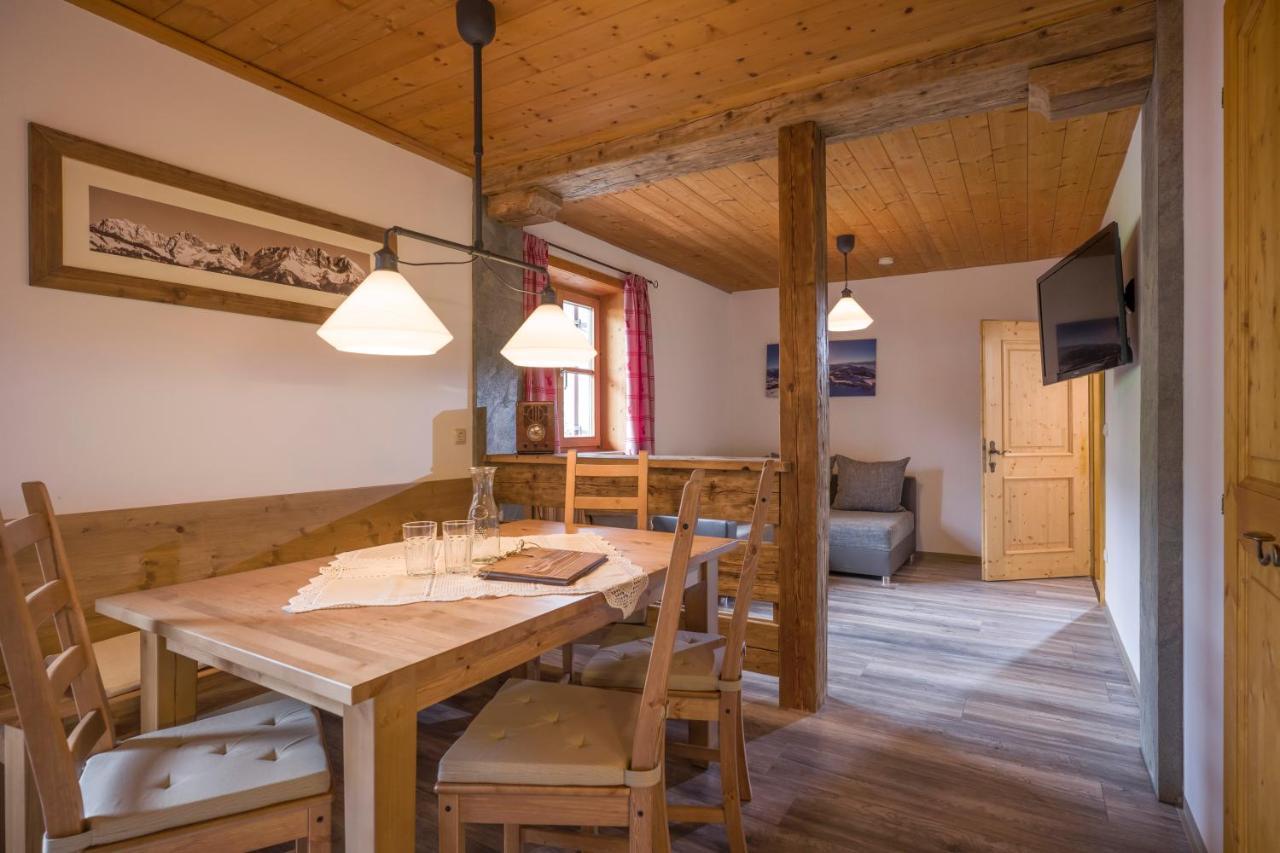 Grittlmuehle Chalet Ferienwohnungen 브릭센임탈 외부 사진