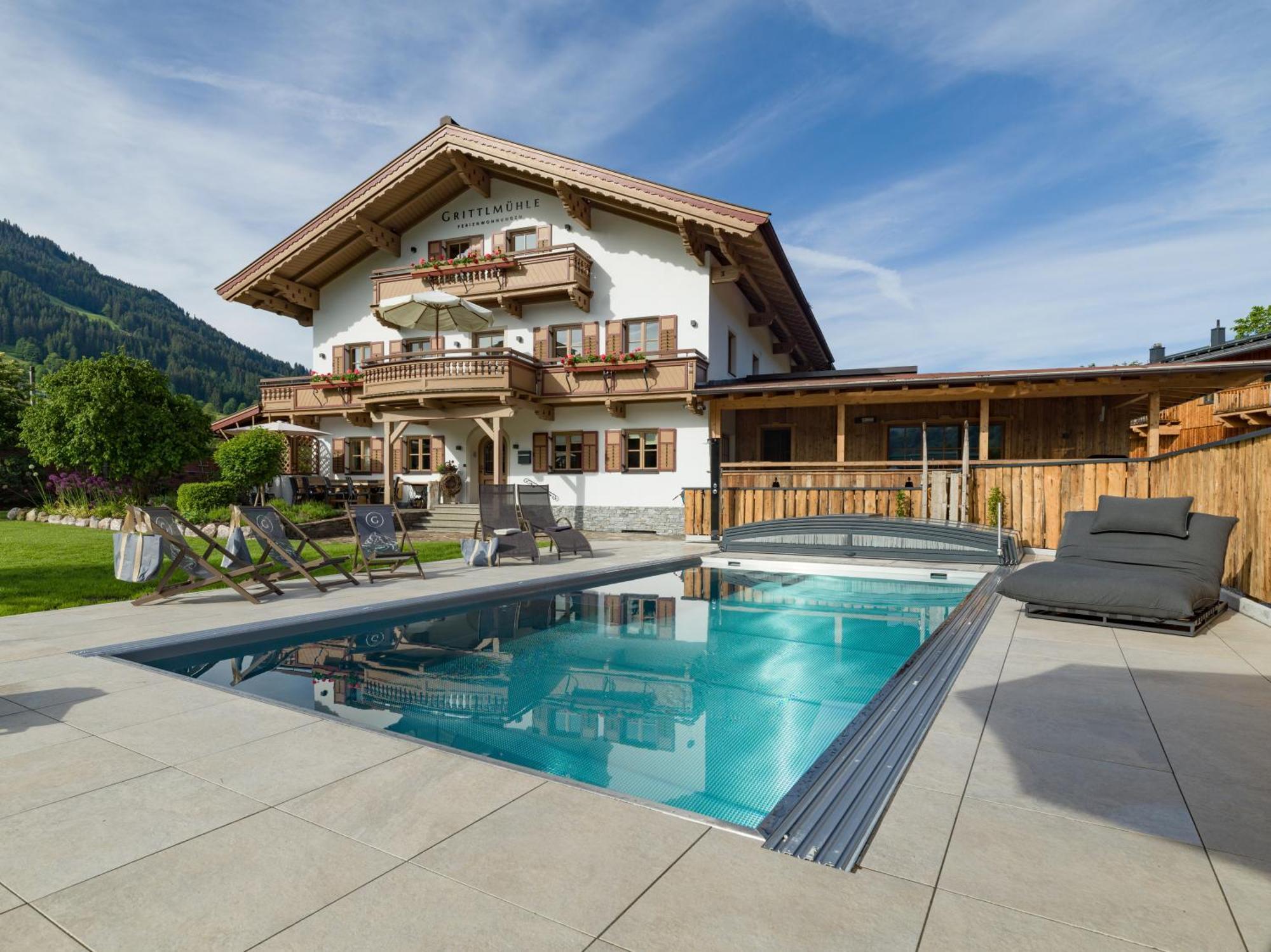 Grittlmuehle Chalet Ferienwohnungen 브릭센임탈 외부 사진