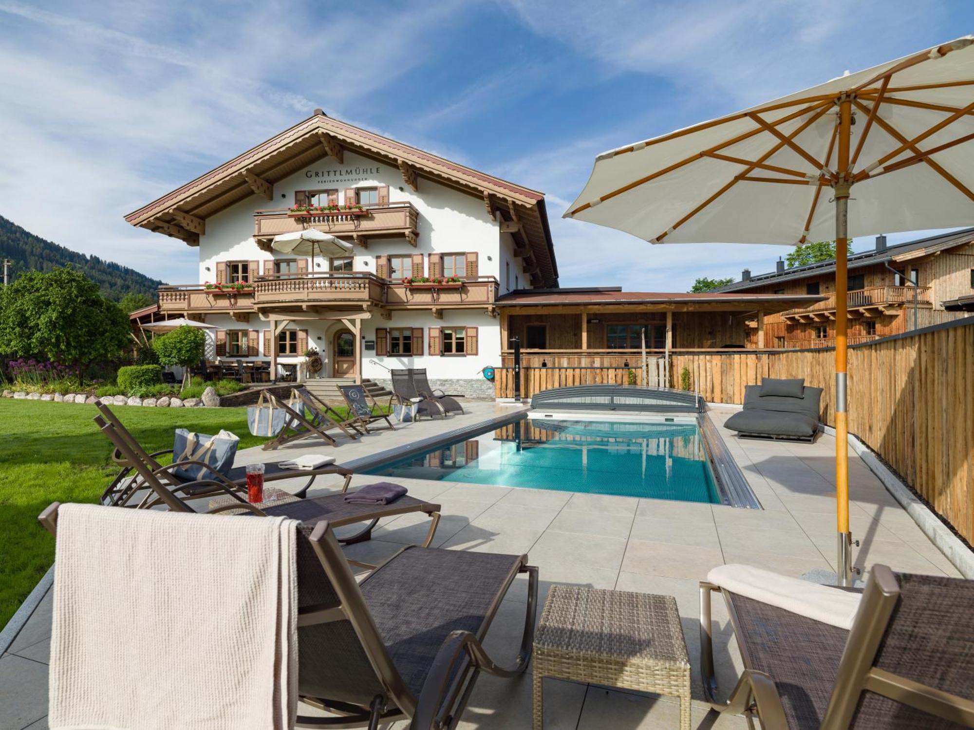 Grittlmuehle Chalet Ferienwohnungen 브릭센임탈 외부 사진